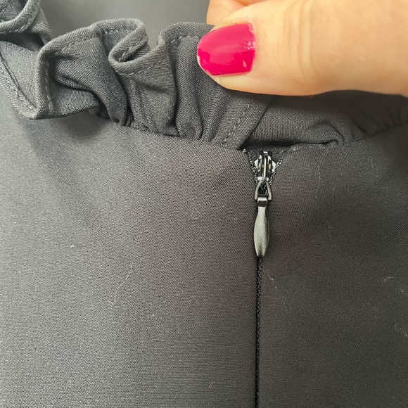 French Connection well made new dress never work size small - Picture 4 of 4